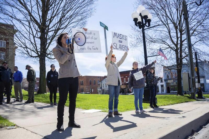 Federal judge rules limits on crowds unconstitutional protest